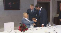 Miloš Zeman oslavil 80. narozeniny. Nejčastějším dárkem byla lahev alkoholu