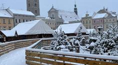V Českých Budějovicích napadlo 7 cm sněhu. Meteorologové upravili výstrahu