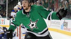 Úsměv, odhodlání a hokejové IQ. Český mladík udivuje NHL!