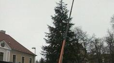 Slovák se ZABIL při výzdobě vánočního stromu