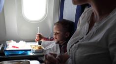 U kterých aerolinek si za jídlo během letu připlatíte? PŘEHLED