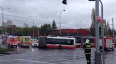 Masakr v Modřanech: Tramvaj rozpárala autobus plný dětí