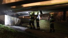 Bezdomovci si rozdělali oheň. Po explozi vypadl proud v nemocnici