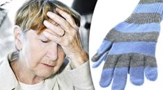 Babička (71) dostala pokutu za to, že jí upadlo vlákno z rukavice