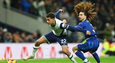 Kopačky hvězdy Chelsea skončily v koši. Jako Popelka, smáli se fanoušci