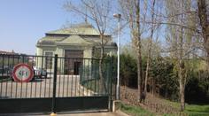 Policisté objevili na pražské Štvanici tělo, jde o muže sraženého autem z mostu?
