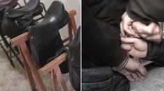Policie obvinila muže z krádeže pěti jezdeckých sedel za 200 tisíc korun