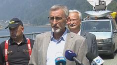 Saský ministr v Českém Švýcarsku: Pro úspěšné uhašení budou klíčové zásahy ze vzduchu