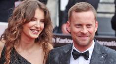 Sandeva a Prachař se tajně vzali. Svatbu uspořádali na krásném místě