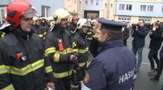 Hrdinové Slovenska: K ohni lezli výtahovou šachtou, zachránili 39 lidí