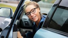 Povinné ručení pro auta se spalovacími motory zdraží. Expert řekl, co má vliv na cenu