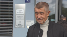 Prezident vyčinil Fialovi. Vadí mu otálení s rozpočtem