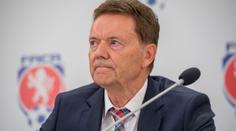 Berbr a tři další ve vazbě měli zpronevěřit peníze plzeňského svazu