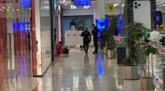 Útok nožem v obchodním centru v Praze! Jeden člověk byl vážně zraněn