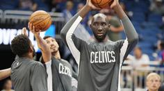 Nebezpečný strop. Basketbalista kvůli němu přišel o debut v NBA
