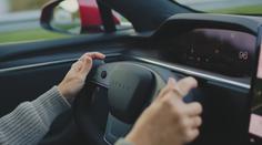 Elektromobily vyrábí už téměř každá automobilka. Hlavní roli ale hraje cena