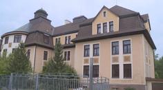 Lidé v Chrastavě mají strach, z ústavu prchla půlka chovanců