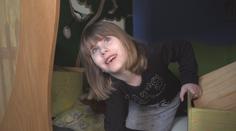 Lucinka trpí vzácnou nemocí. Špatné zprávy už nečtu, pláče maminka