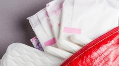 Česko v mírnění menstruační chudoby stojí na místě. V Evropě přibývají řešení