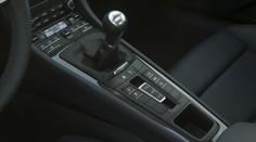 Porsche připravuje další auto pro nadšené řidiče. Bude mít manuál