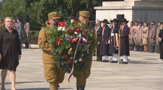 Českoslovenští legionáři slaví 100 let od vzniku. Prahou prošel průvod