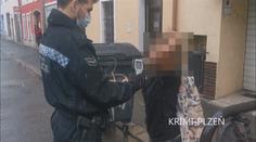 Tanečnice v Plzni. Předávkovala se pervitinem a nemohla přestat trsat