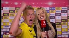 Takhle se slaví postup na EURO! Hráče nezastavila ani jeho přítelkyně