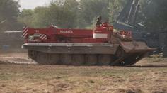 Tankisté prověřili své schopnosti v Milovicích. Museli zvládnout náročný terén
