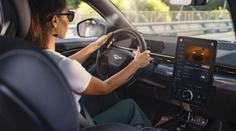 Po Renaultu to zkouší i Ford. Zájemcům o elektromobil dá víc času na zkoušení