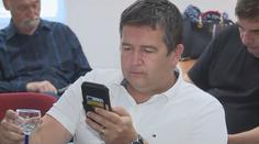 Jan Hamáček při sčítání: Zatím je to opatrný optimismus