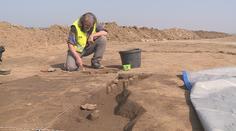 Při stavbě dálnice narazili dělníci na několik archeologických nálezů