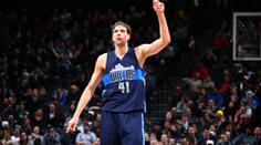 Nowitzki vstoupil mezi legendy NBA: Předčil Shaquille O'Neala