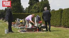 Nepřiměřená rychlost a nezvládnutí řízení, nebo auto v protisměru, které po nehodě ujelo?