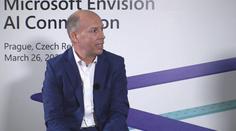 Umělá inteligence pracovní místa nebere, ale vytváří, tvrdí šéf vývoje AI Microsoftu