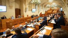 Senátní volby 2022: Přehled všech obvodů a kandidátů