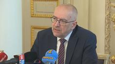 Ministerstvo školství přidá peníze na nepedagogické pracovníky, oznámil Bek