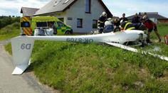 U Poličky se zřítilo ultralehké letadlo. Dopadlo do vesnice
