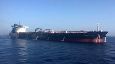 Írán zadržel britský ropný tanker, druhý jen varoval a propustil
