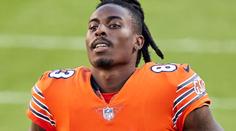 Zkrat v NFL! Američan rozdával při hře rány pěstí, soupeř zůstal klidný