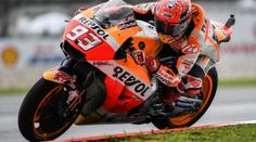 Smolař Márquez. Šestinásobný mistr světa přerušuje sezonu. Čeká ho operace