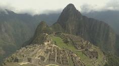 Kvůli krvavým protestům v Peru uzavřeli slavné Machu Picchu