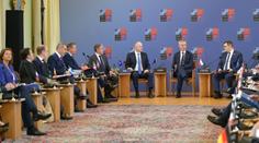 V Praze jednali členové NATO. Ukrajinská budoucnost je v alianci, řekl Stoltenberg