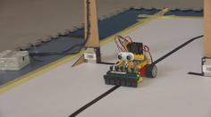 V Praze se utkají studenti a žáci s roboty. Sami je sestavili a naprogramovali