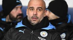 Guardiola pobavil na tiskovce: Než trénovat United, to radši žít na Maledivách
