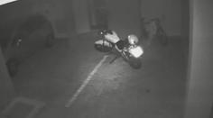 Z toho jde mráz po zádech! Motorka se sama snažila odjet pryč