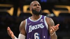 Lakers bez play-off. Budou padat hlavy, LeBron možná odejde, říká NBA expert