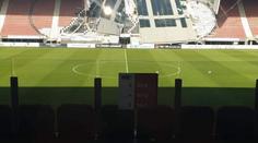 Na stadionu Alkmaaru se zřítila střecha na hlavní tribunu!