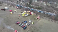 VIDEO: Policie ukázala letecké záběry z nehody ve Zlivi. Vlaky se srazily čelně