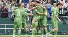 Betis i přes blikanec Fekira vyhrál, Barcelona zničila Osasunu