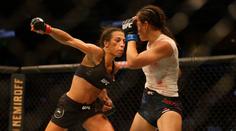 Bývalá šampionka Jedrzejczyková slaví v UFC další vítězství